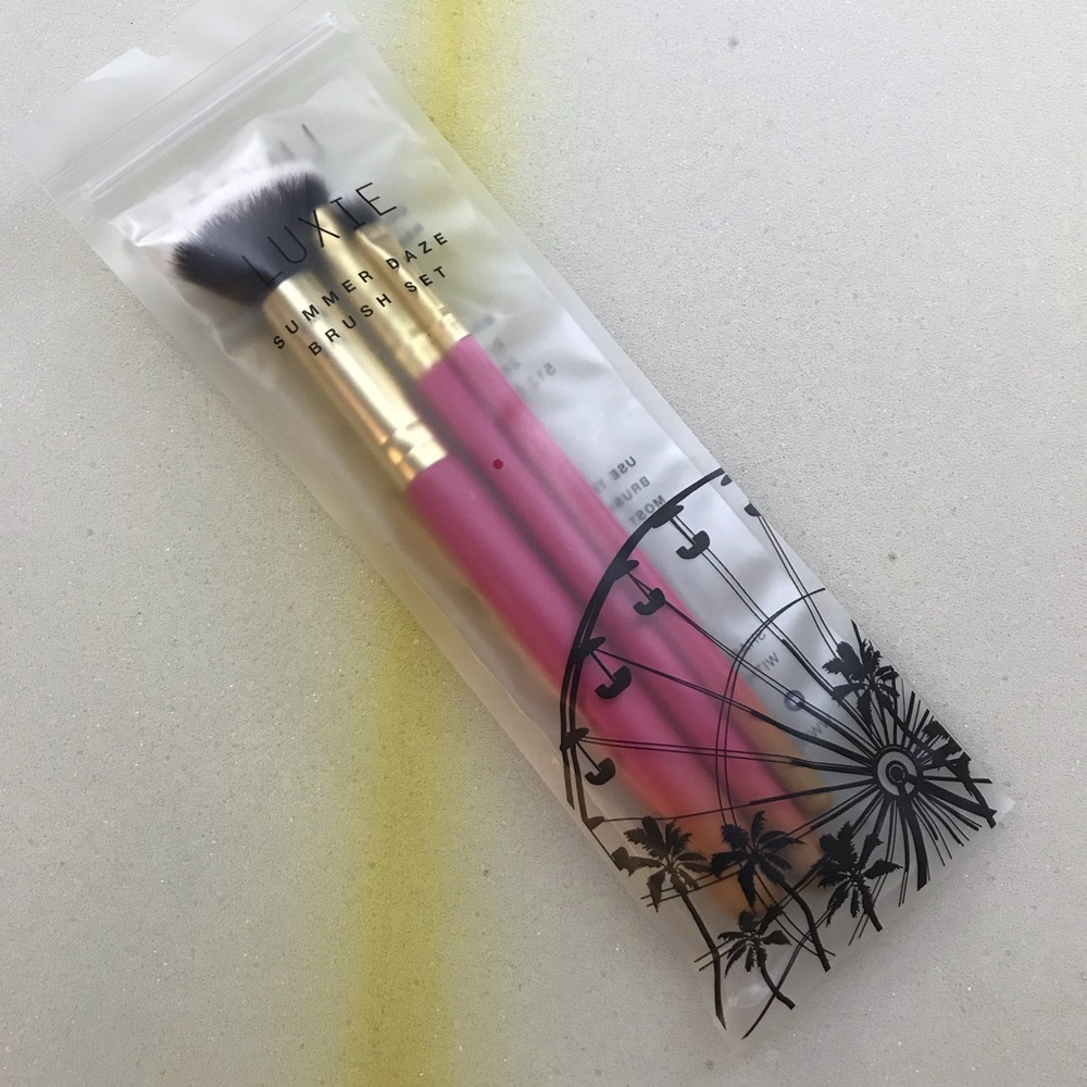 🆕 LUXIE 3 PIECE BRUSH SET